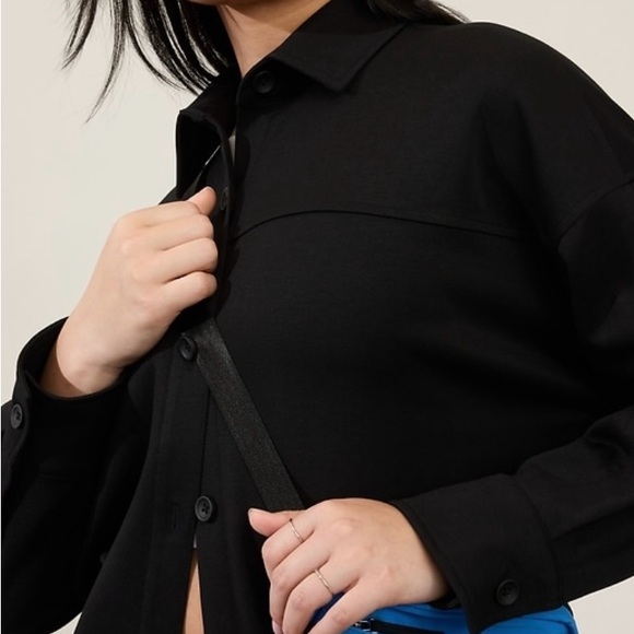 Athleta Allure Shirt Jacket in the color black - Picture 4 of 7